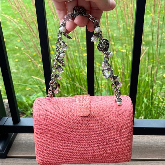 Vintage Donna Dixson Coral Woven Mini Handbag with Charm Handle - Picture 3 of 16